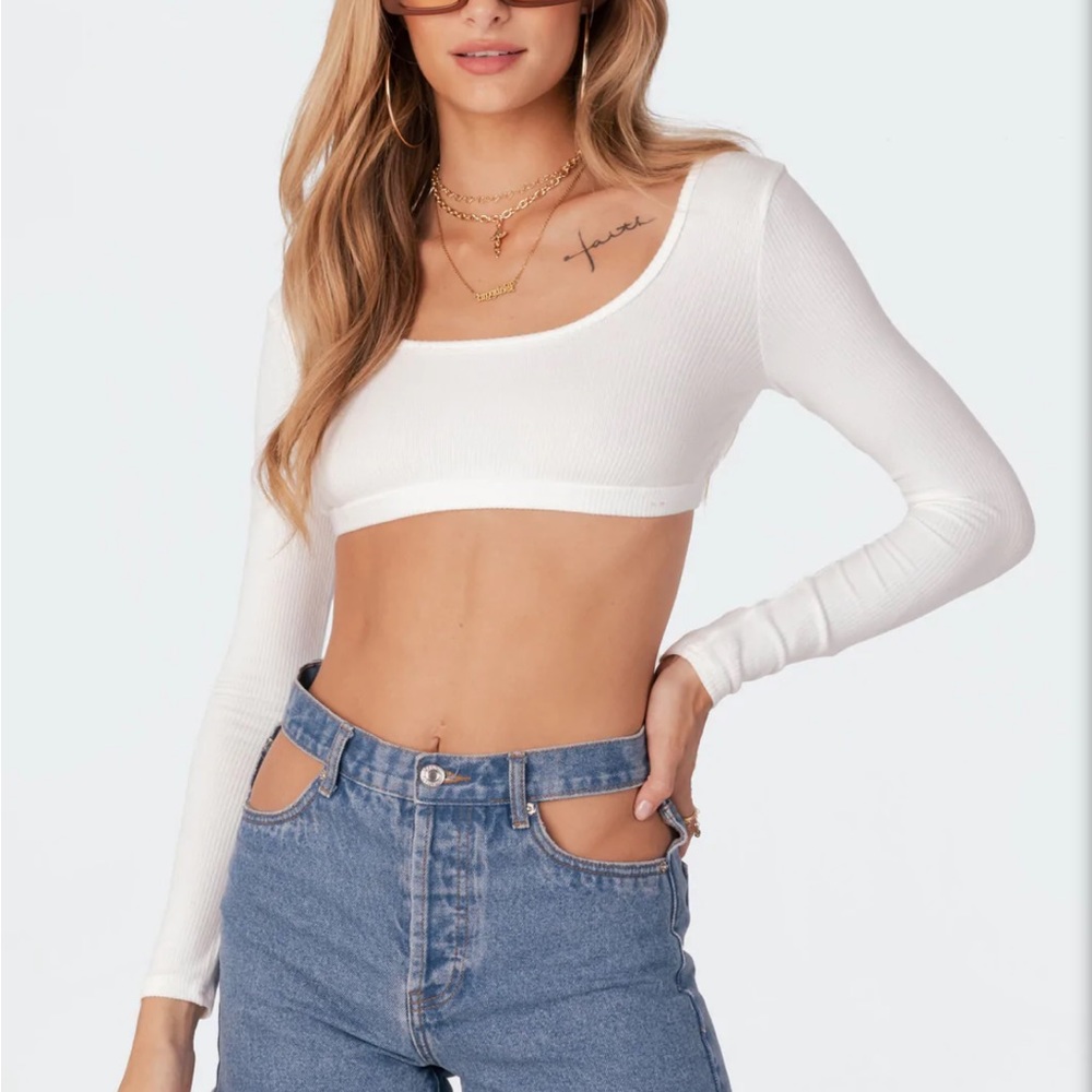 EDIKTED White ribbed cropped long sleeve